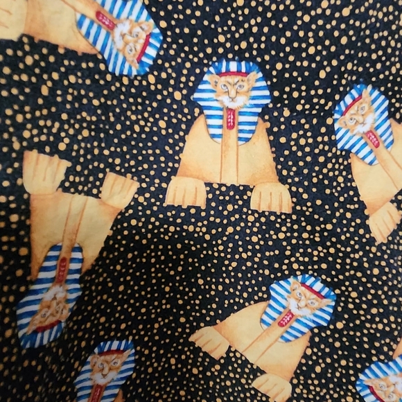 Cotton Club Cat Spinx Theme Scrubs Size 3X, pit to pit 26" (52" width),  29.5 L - Picture 4 of 4